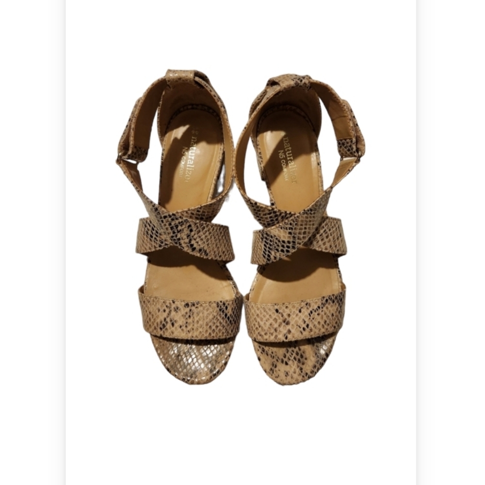 Naturalizer Sandals